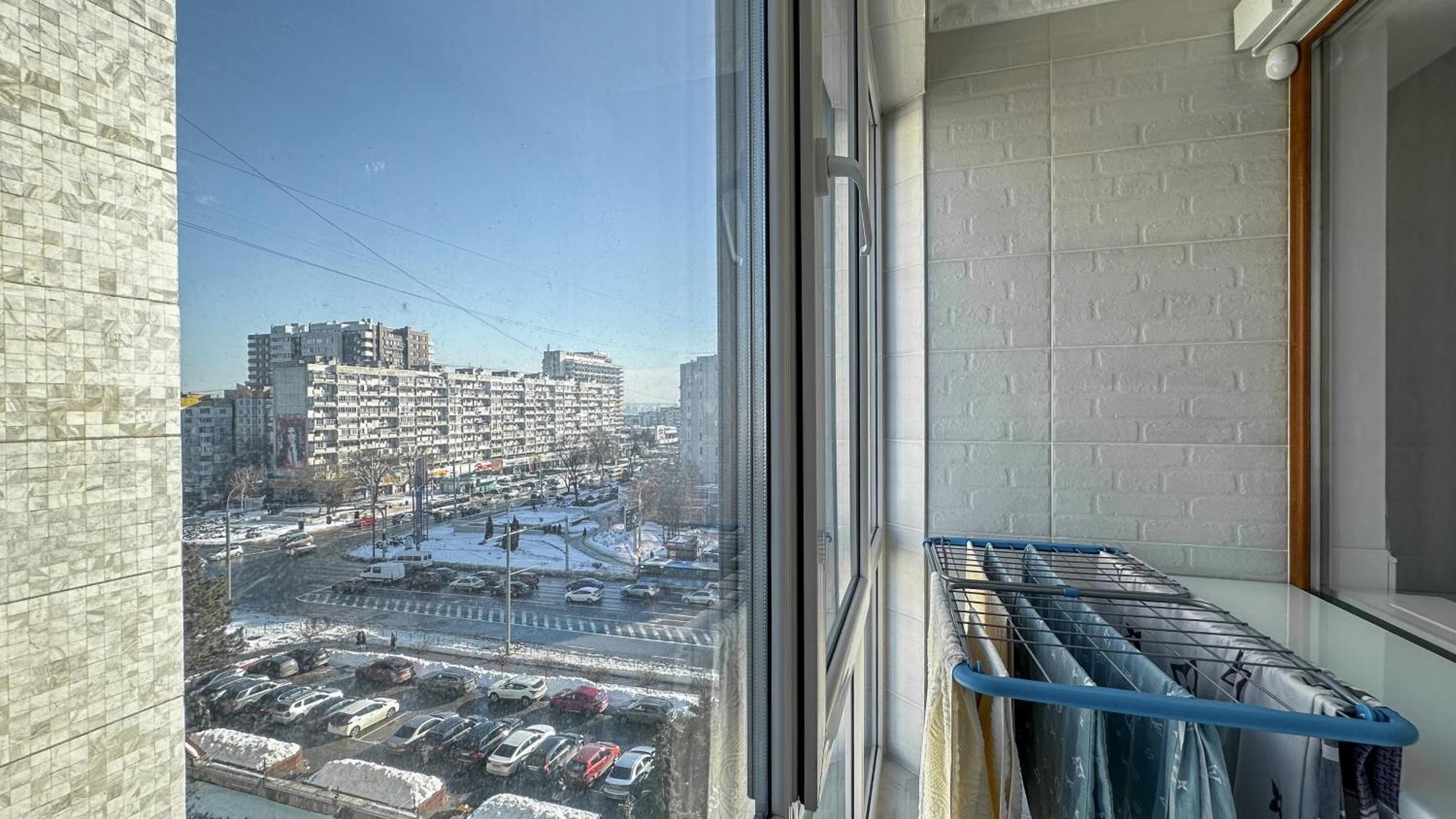 Business Class Apartments In The City Center 基希讷乌 外观 照片