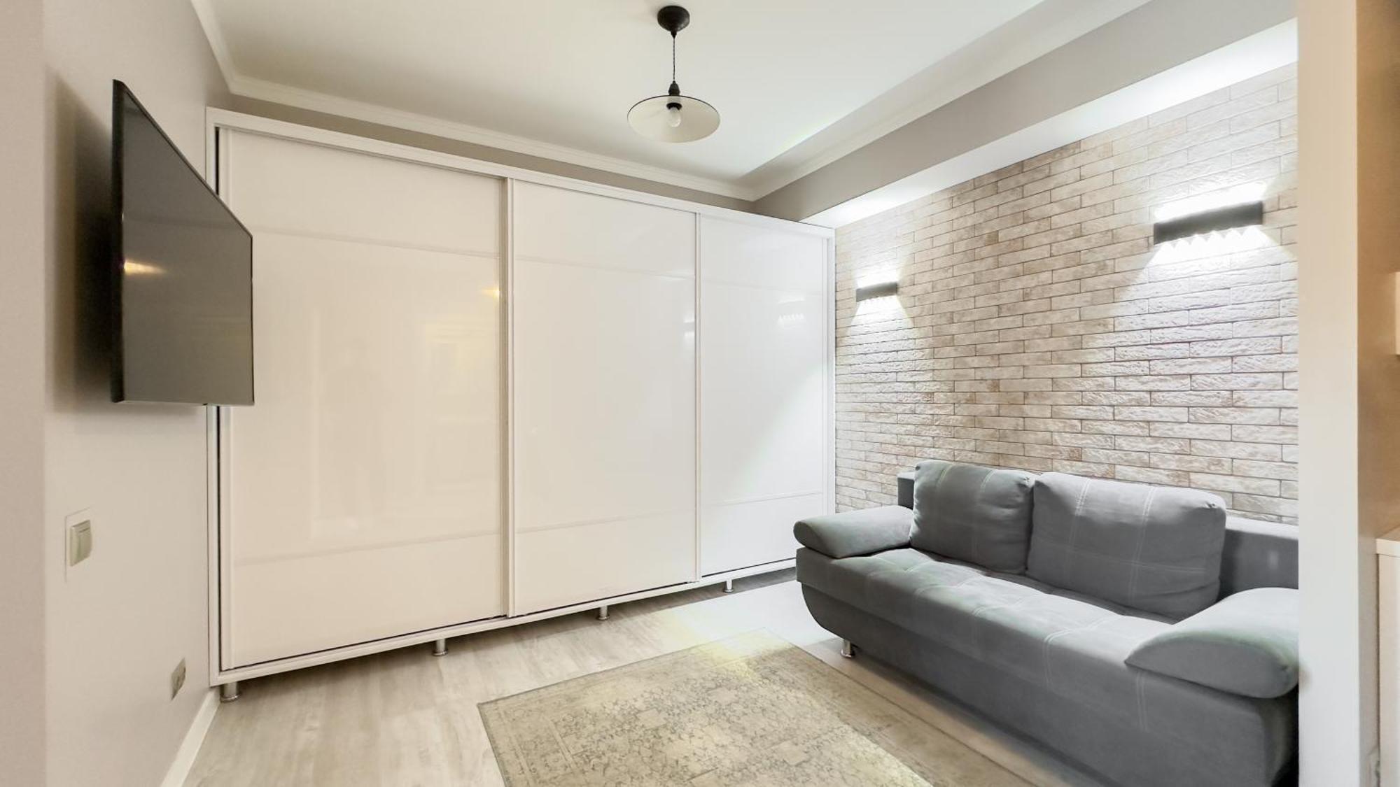 Business Class Apartments In The City Center 基希讷乌 外观 照片